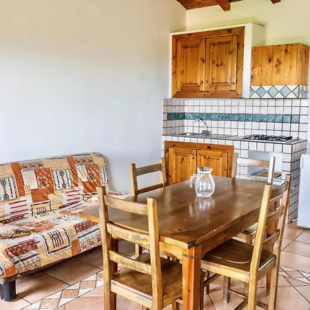 Apartmanhotel With Swimming-pool In Badesi, With Private Terrace 3*